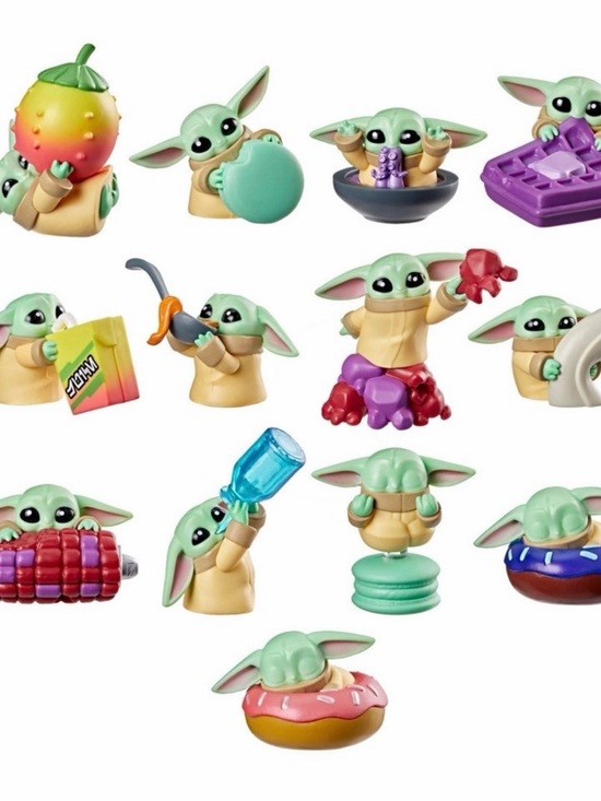 Star Wars Grogu Snack Attack Toy - Green, Blue, Yellow
